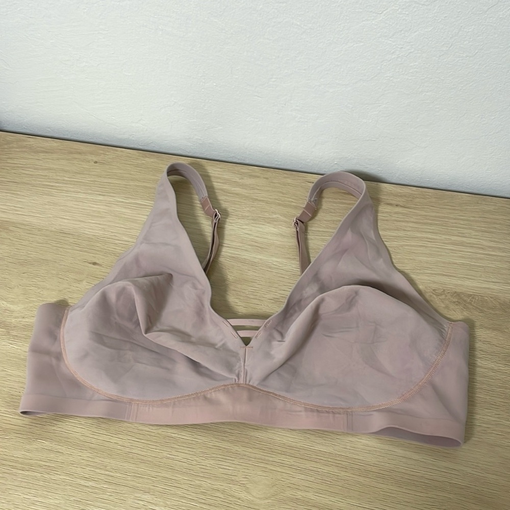 Soma Wireless Beige Bra Size 38C